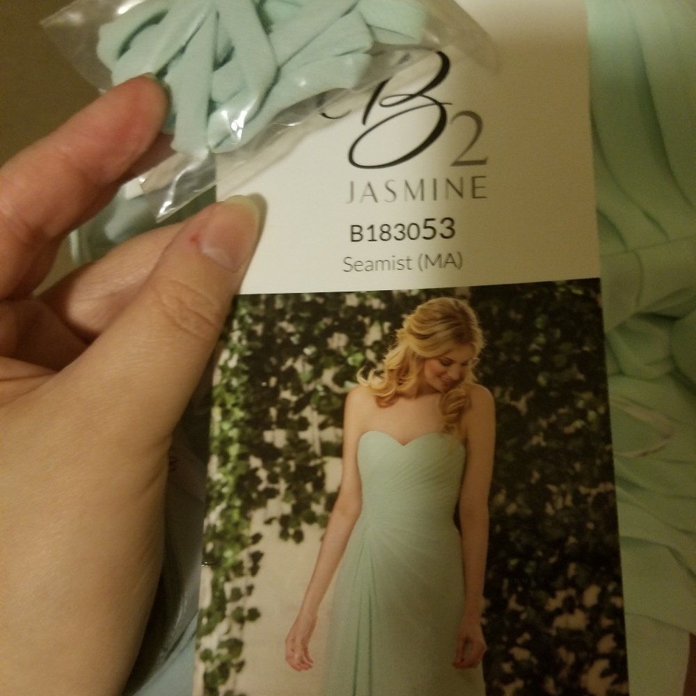 B2 Jasmine Dress - Picture 7 of 8